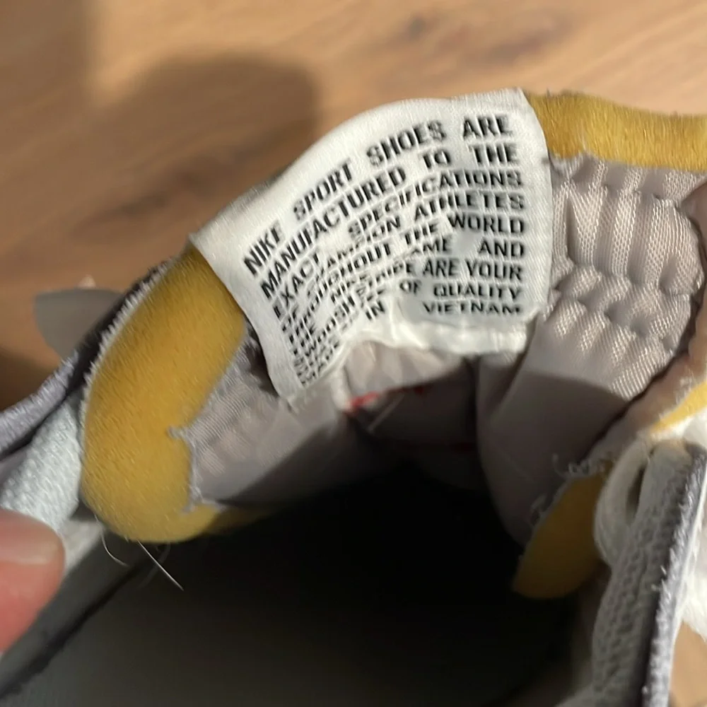 Men’s shoes - Picture 4 of 4